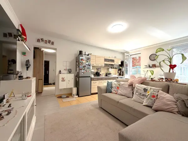 Eladó újszerű téglalakás, Halásztelek 1+1 szoba 51 m² 61.9 M Ft